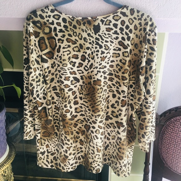 🦒ADDITIONS by CHICO’S Animal Print Top (Size 3)🦒 - Picture 4 of 5